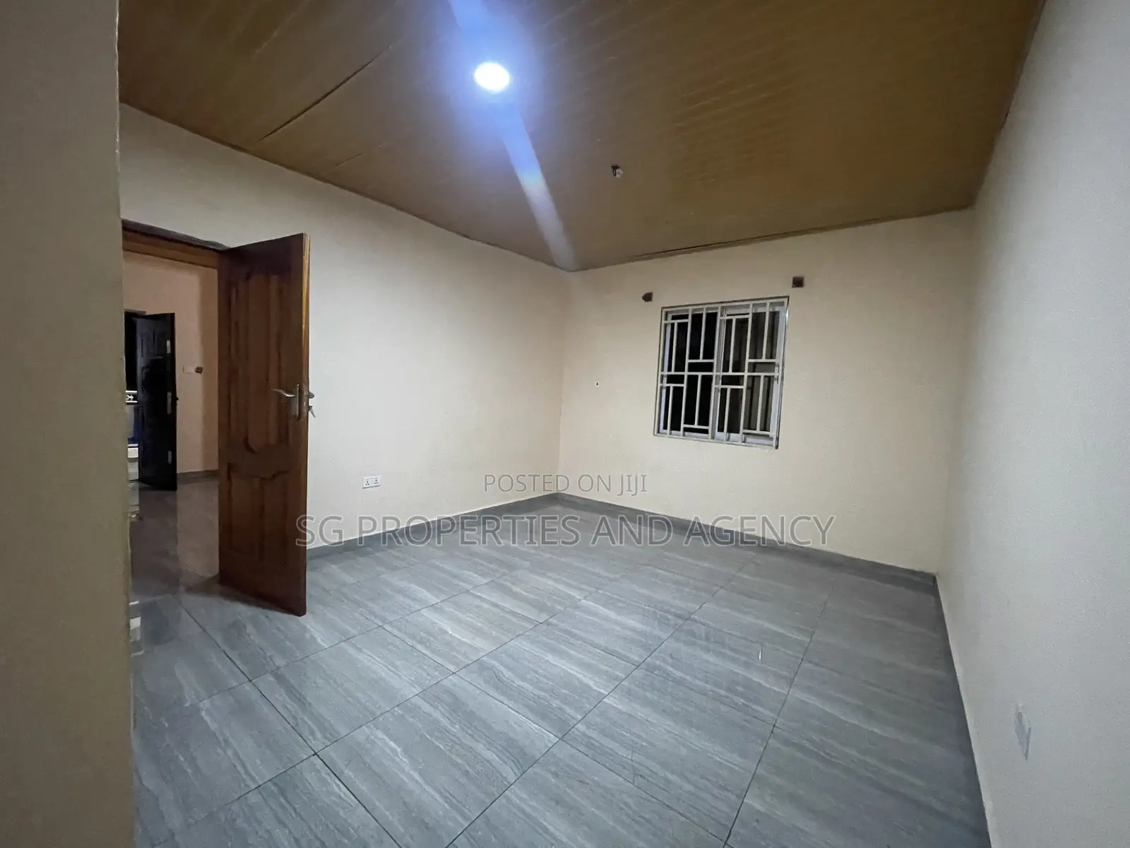 1bdrm Apartment in Batsonaa Total for rent
