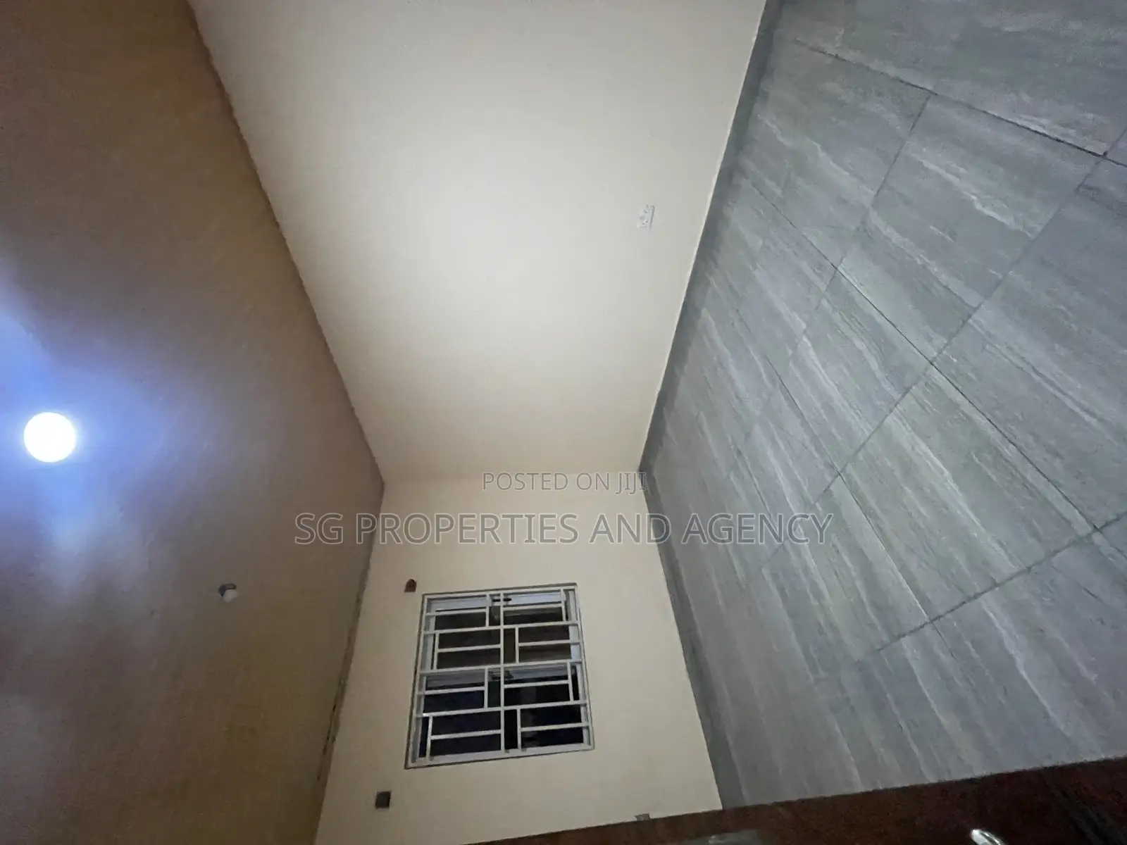 1bdrm Apartment in Batsonaa Total for rent