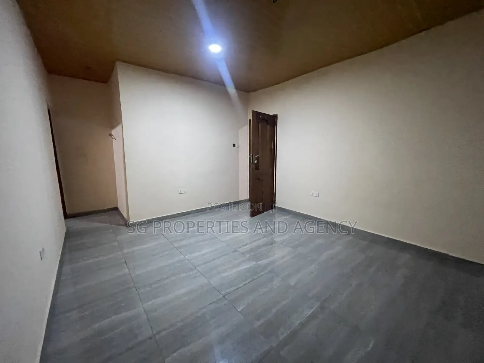 1bdrm Apartment in Batsonaa Total for rent
