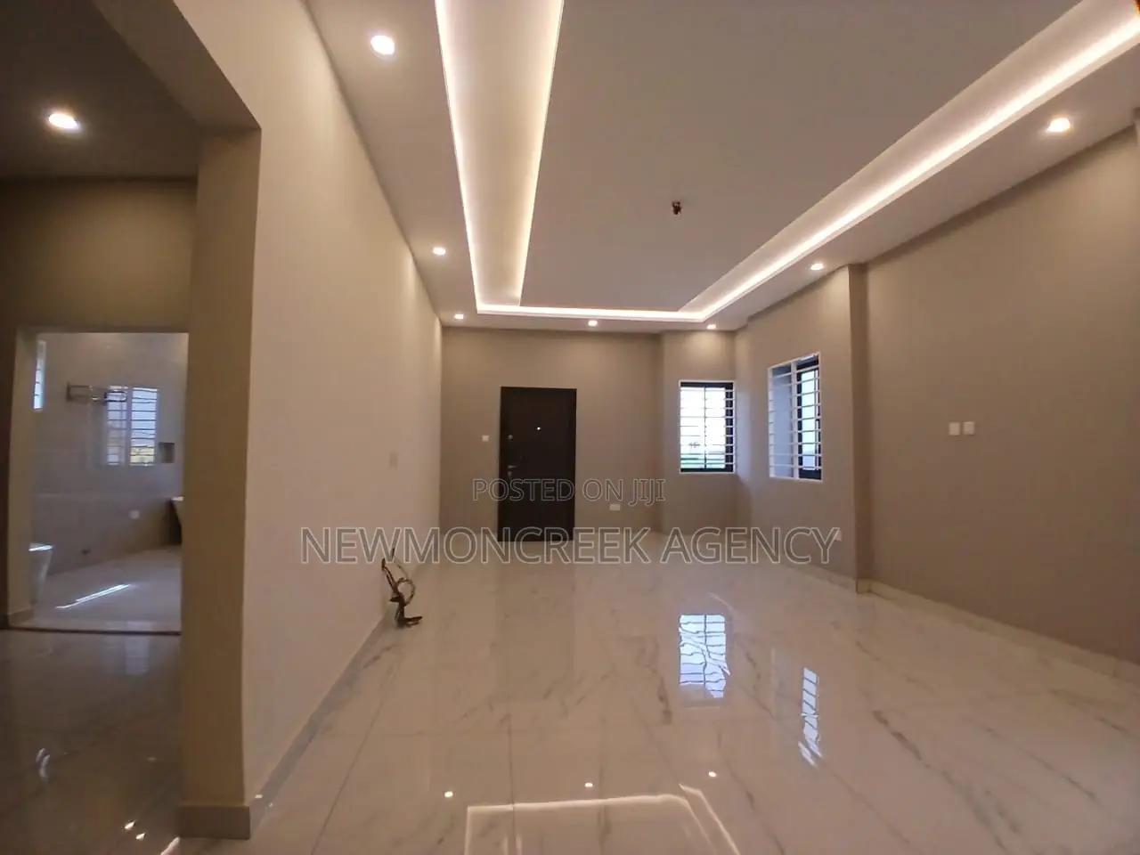 4bdrm Duplex in East Legon Hills, Accra Metropolitan for sale