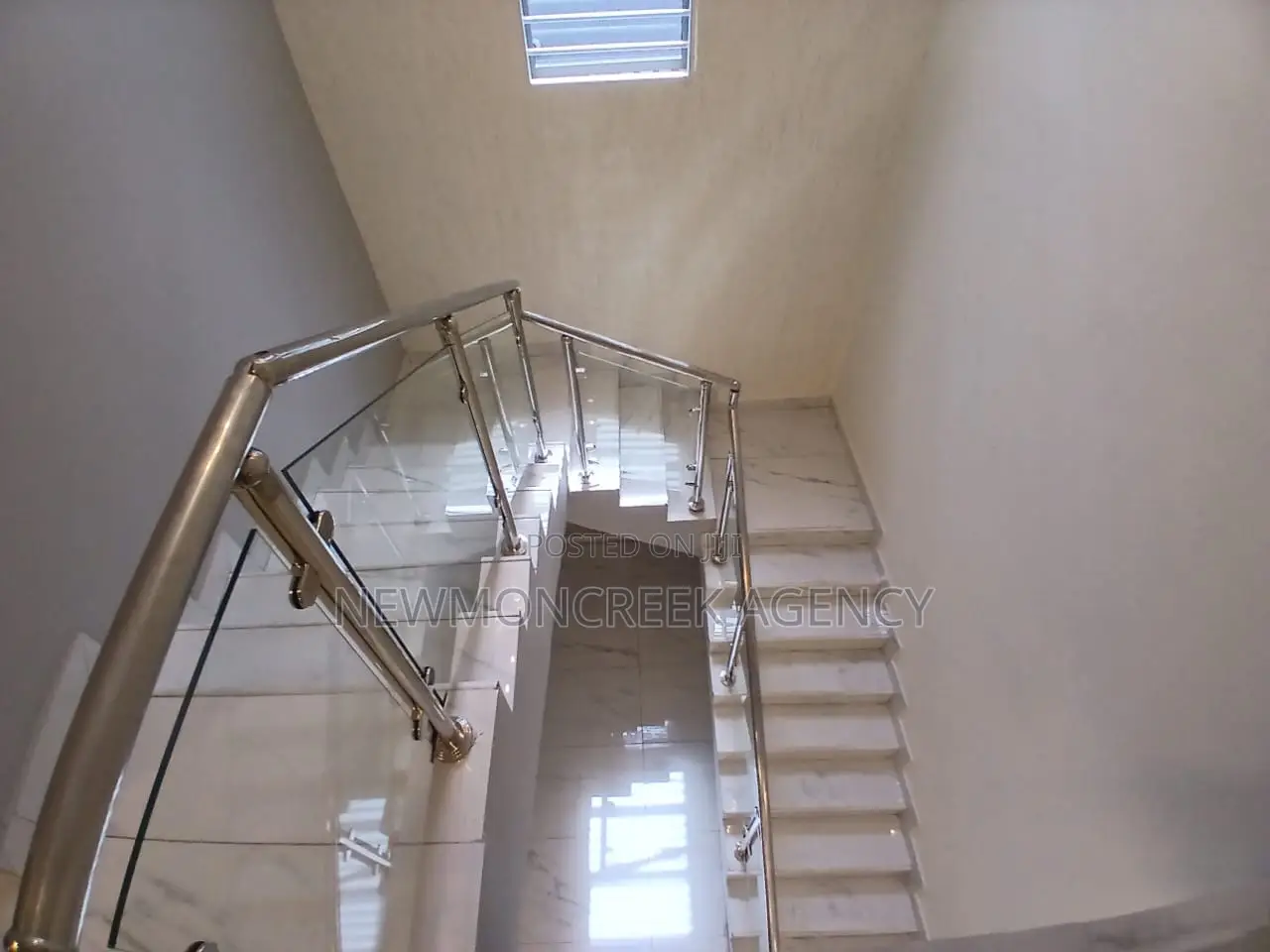 4bdrm Duplex in East Legon Hills, Accra Metropolitan for sale