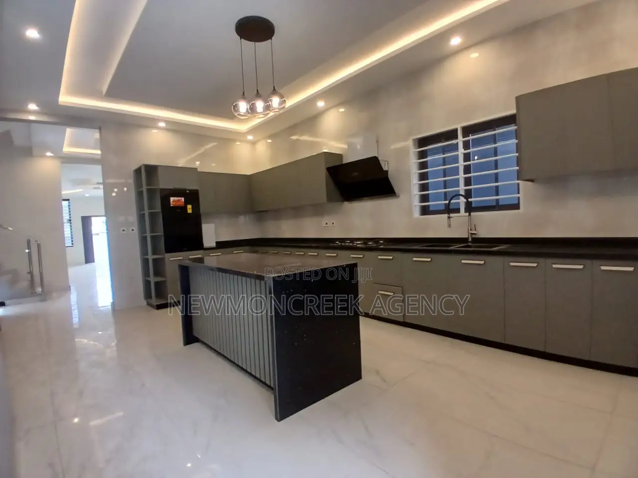 4bdrm Duplex in East Legon Hills, Accra Metropolitan for sale
