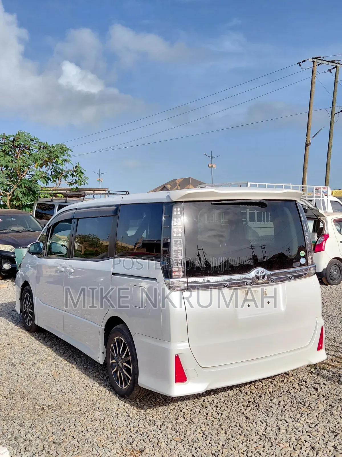 Toyota Voxy SV Premium 2014 White