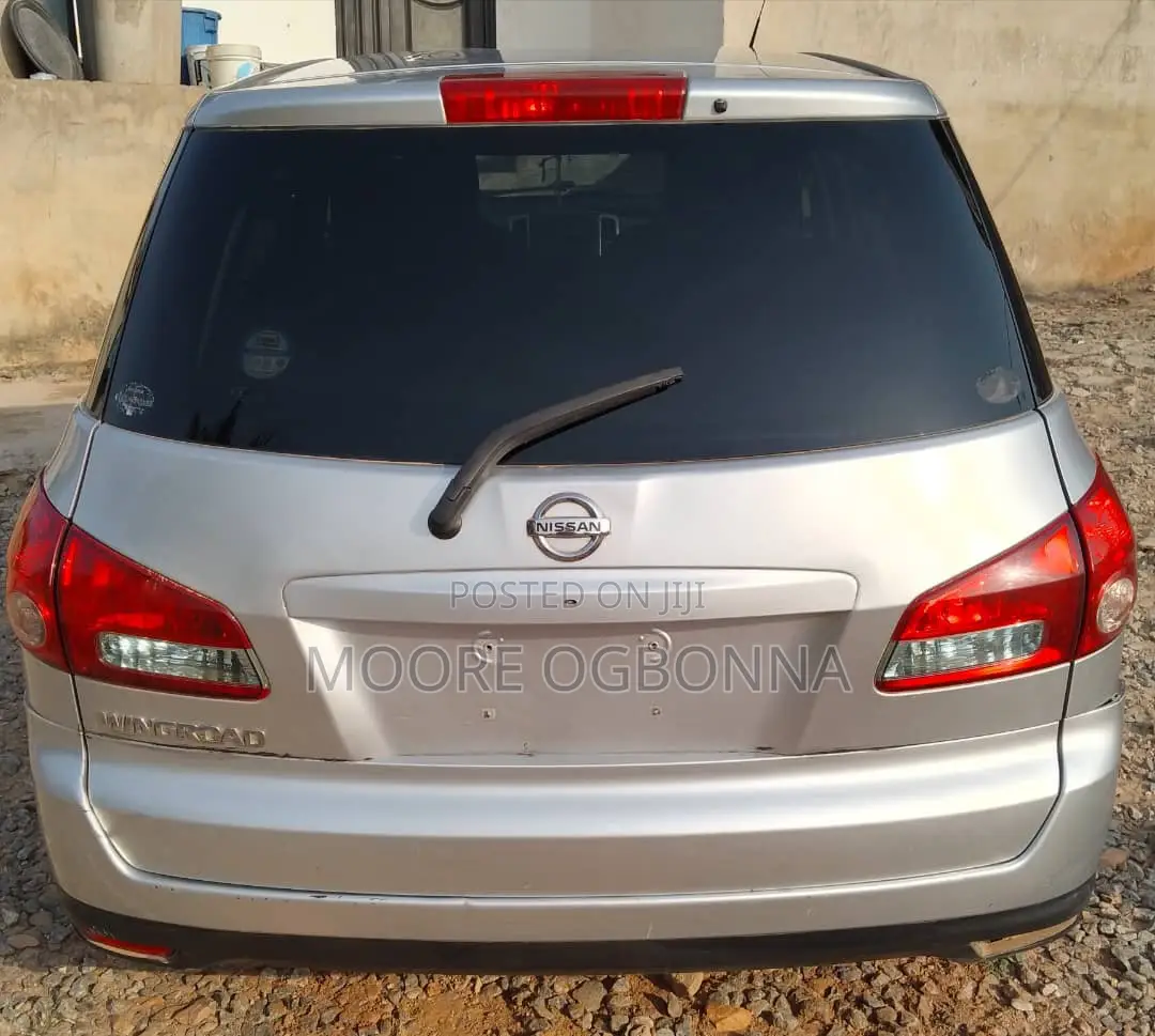 Nissan Wingroad 2009 Silver