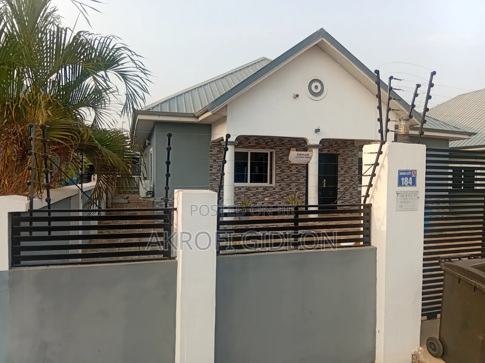 3bdrm House in Adom Estate, Tema Metropolitan for sale