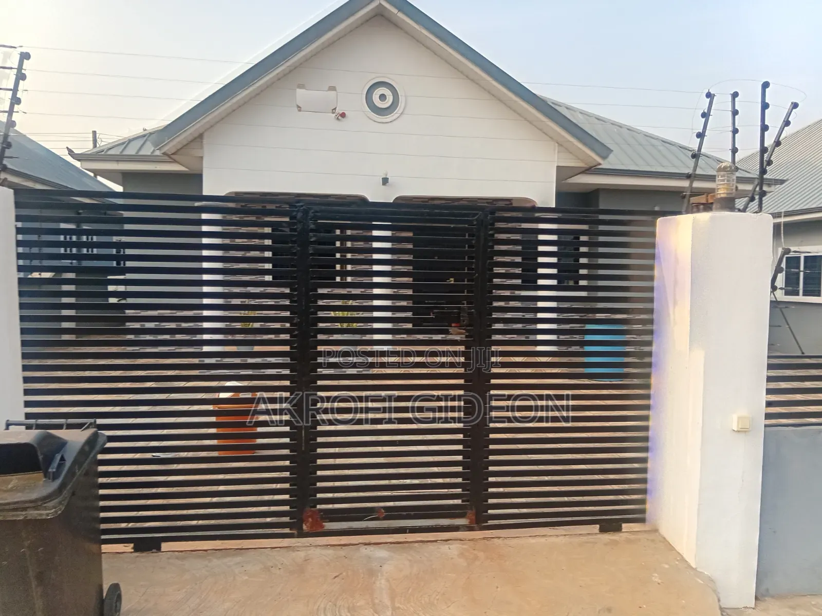 3bdrm House in Adom Estate, Tema Metropolitan for sale