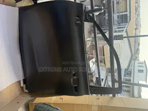 Toyota Highlander 2020 Replacement Door Front Left