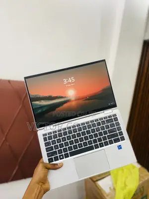 Laptop HP EliteBook 1040 G8 32GB Intel Core i7 SSD 512GB