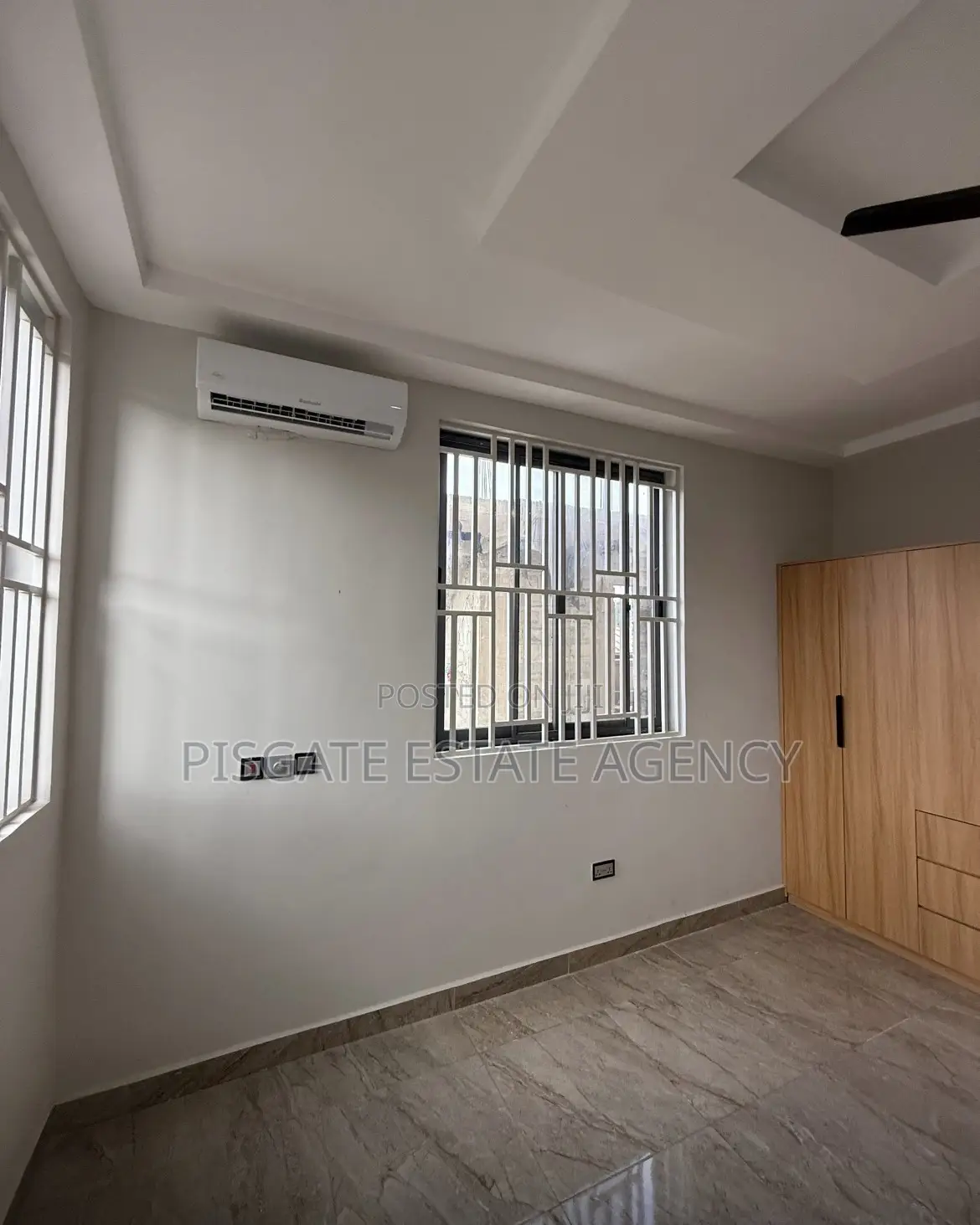 3bdrm Apartment in Awoshie for rent