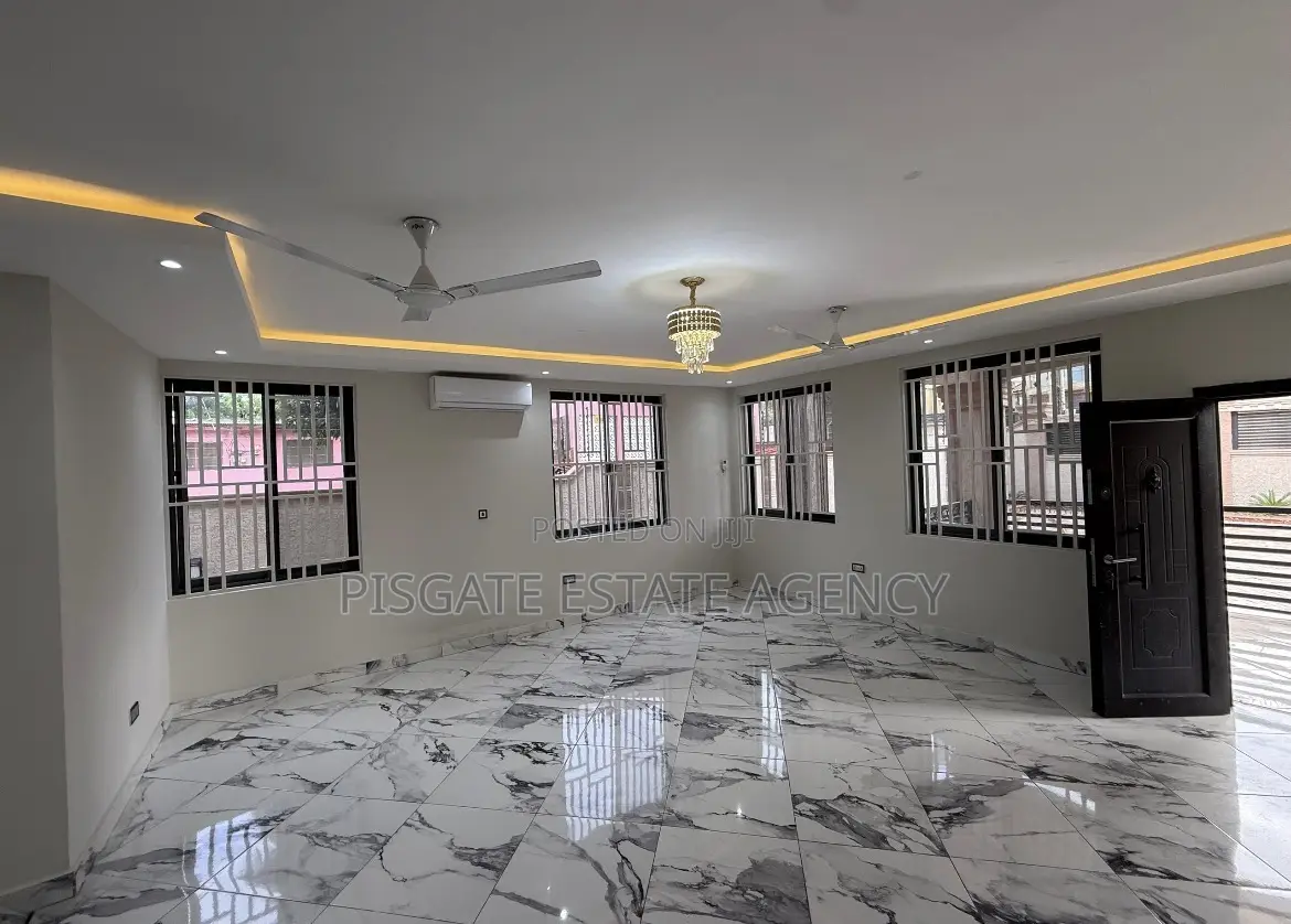 3bdrm Apartment in Awoshie for rent