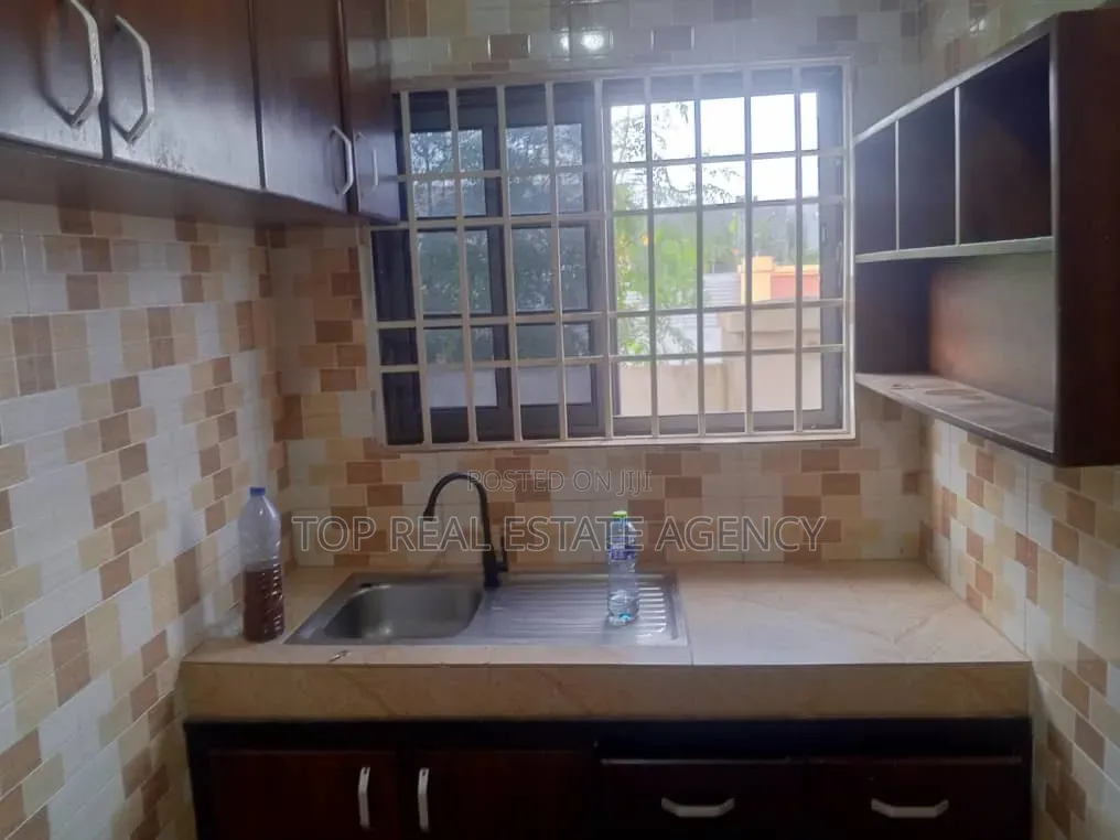 1bdrm Apartment in Adenta Pnt, Sakora for rent