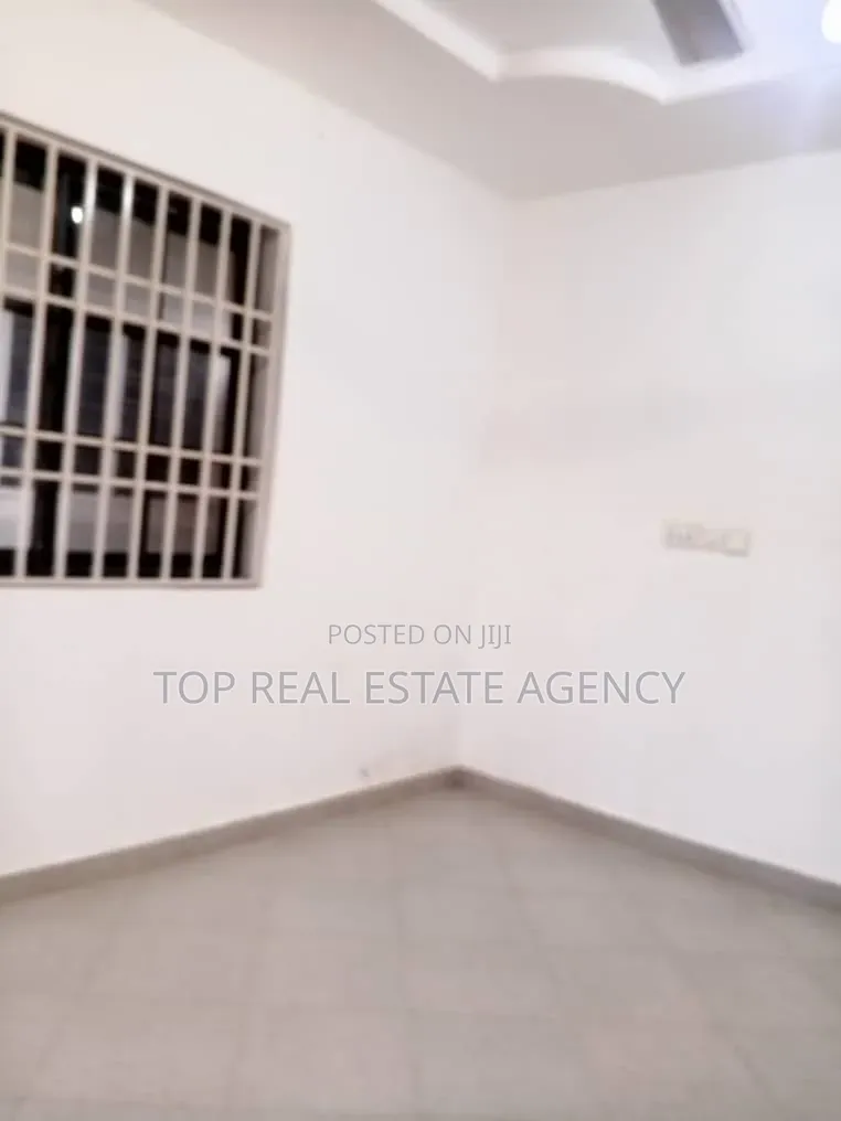1bdrm Apartment in Adenta Pnt, Sakora for rent