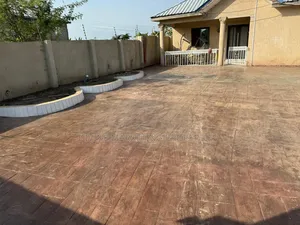 Furnished 3bdrm House in Afuaman, Manhean for sale