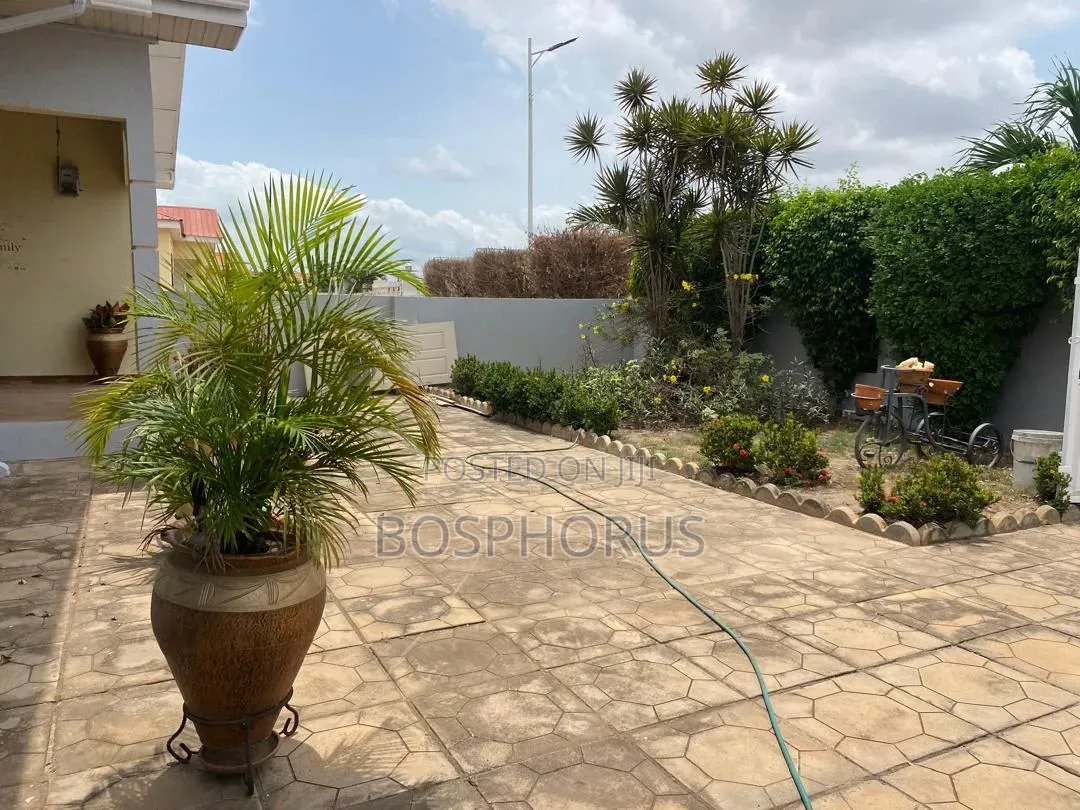 3bdrm House in Tema Devtraco Estate, Community 25 for rent