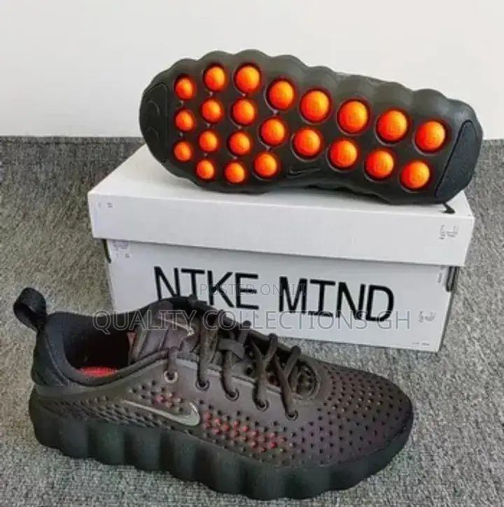 Nike Mind 002 Black