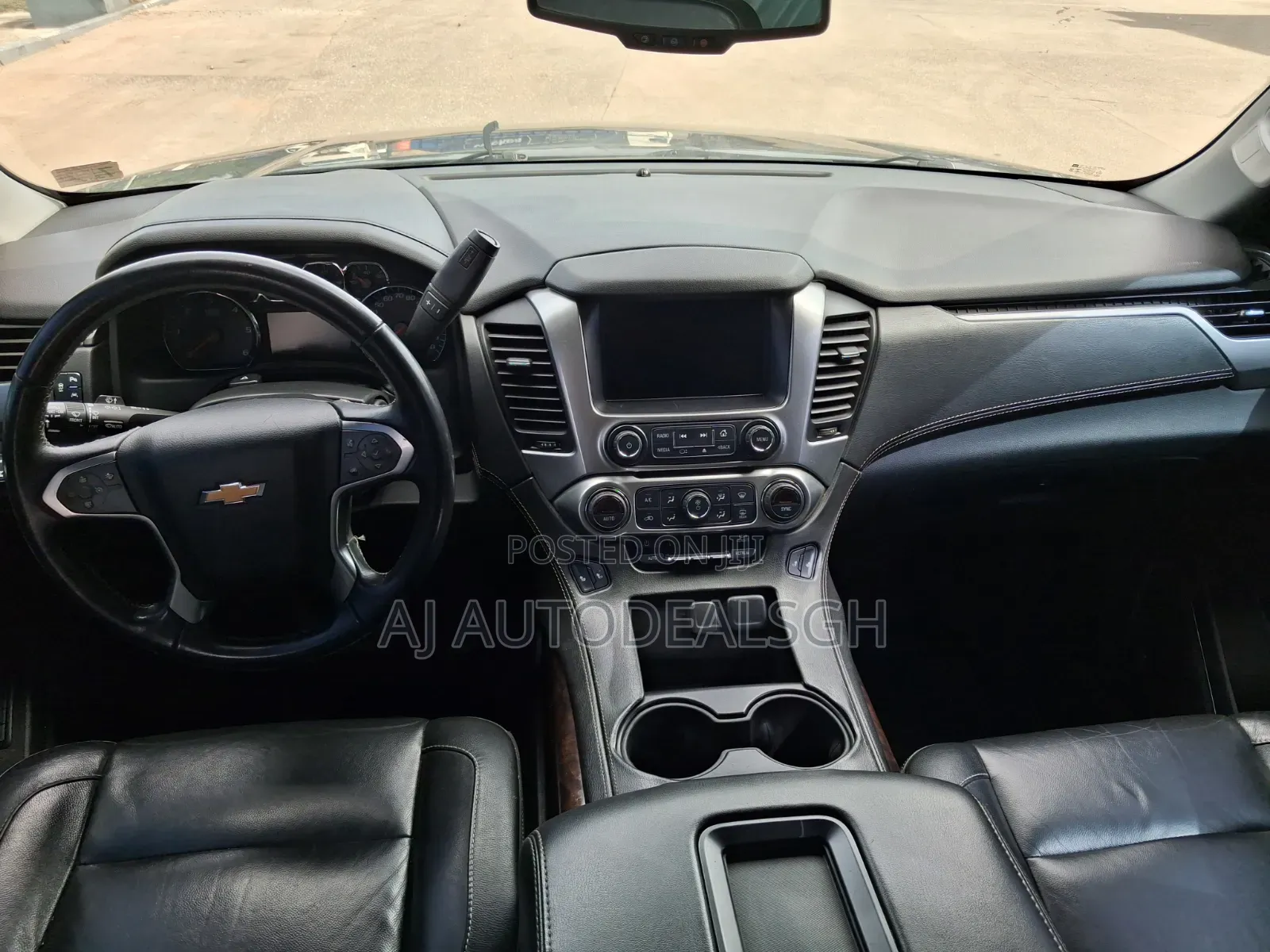 Chevrolet Suburban LS 4x4 2020 Black