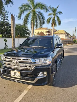 Toyota Land Cruiser 4.5 V8 VXR 2013 Black