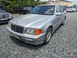Mercedes-Benz C200 2001 Silver