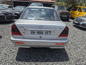 Mercedes-Benz C200 2001 Silver