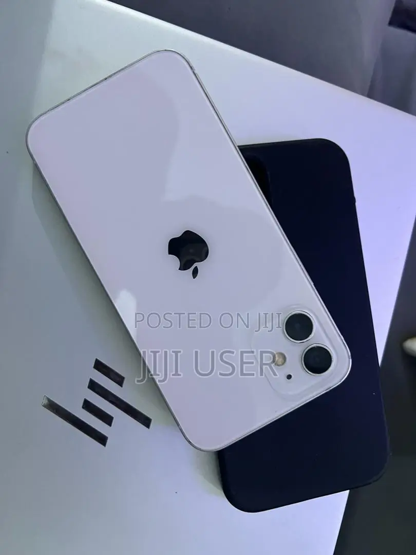 Apple iPhone 12 128 GB Silver