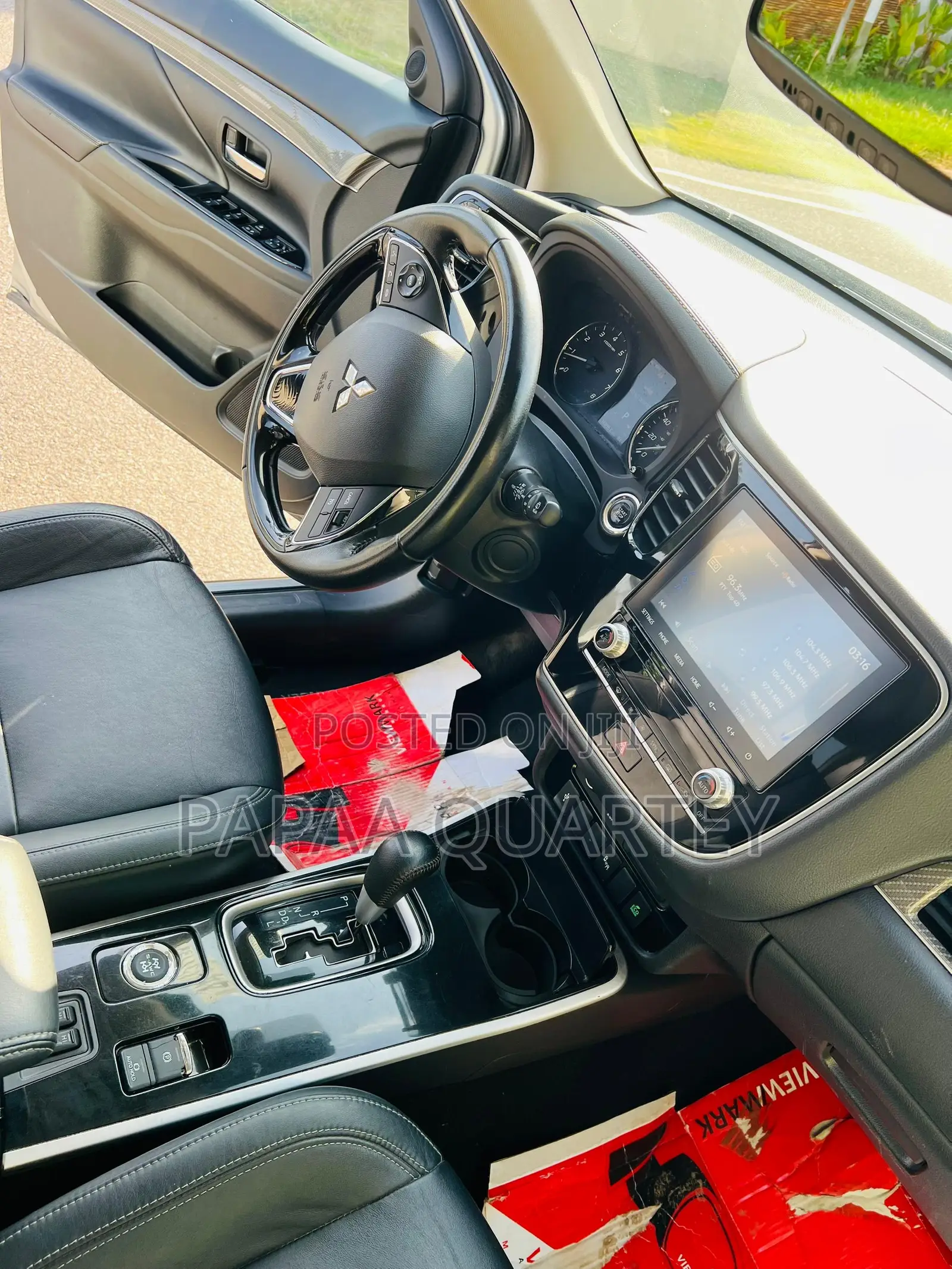 Mitsubishi Outlander 2020 Gray