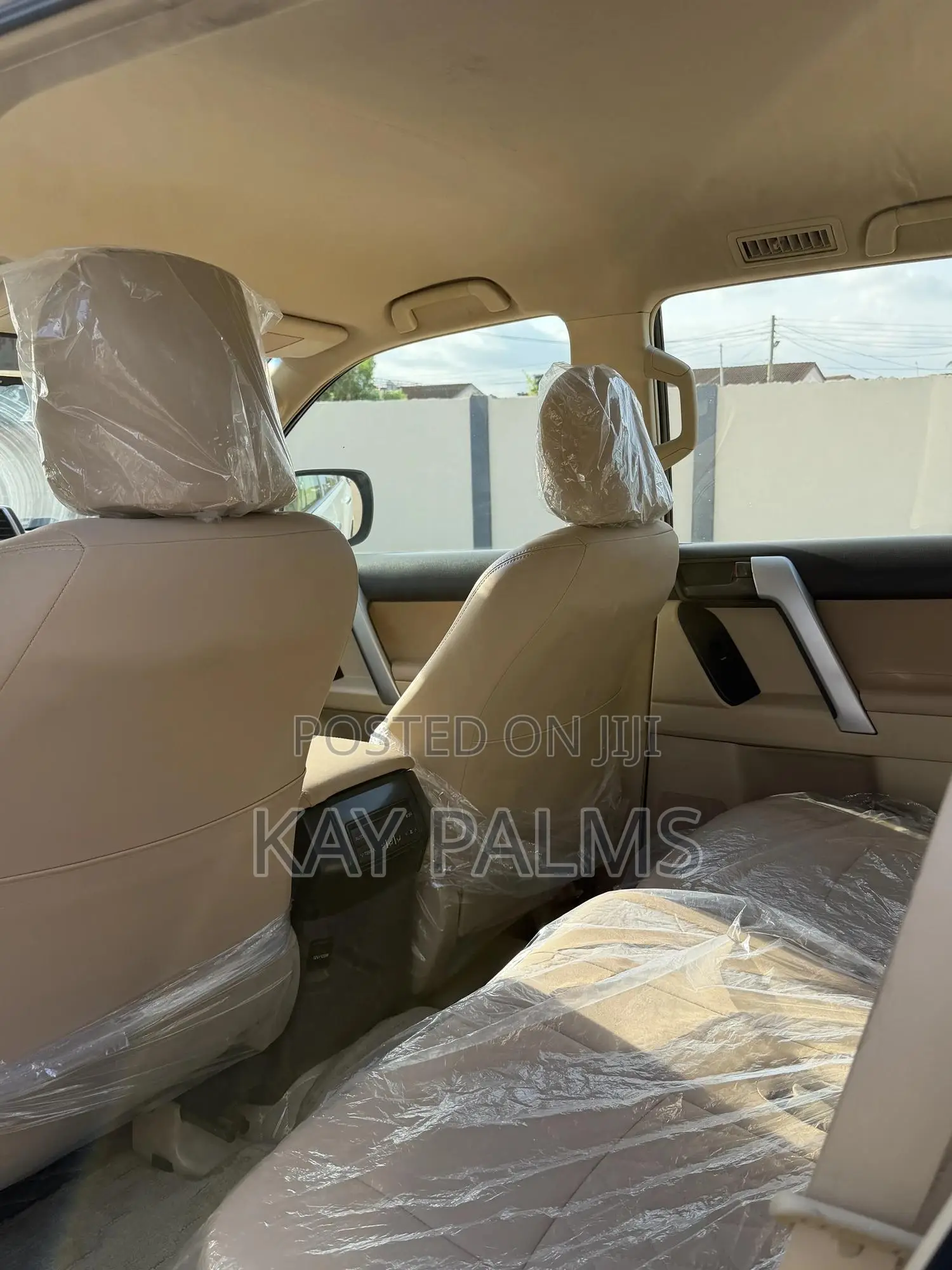 Toyota Land Cruiser Prado 2017 White