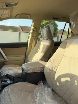Toyota Land Cruiser Prado 2017 White