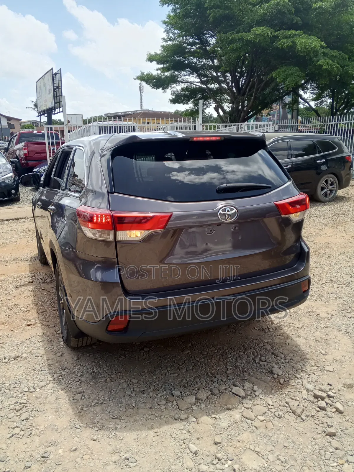 Toyota Highlander 2019 Brown