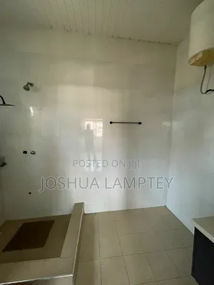 3bdrm House in School Junction for rent
