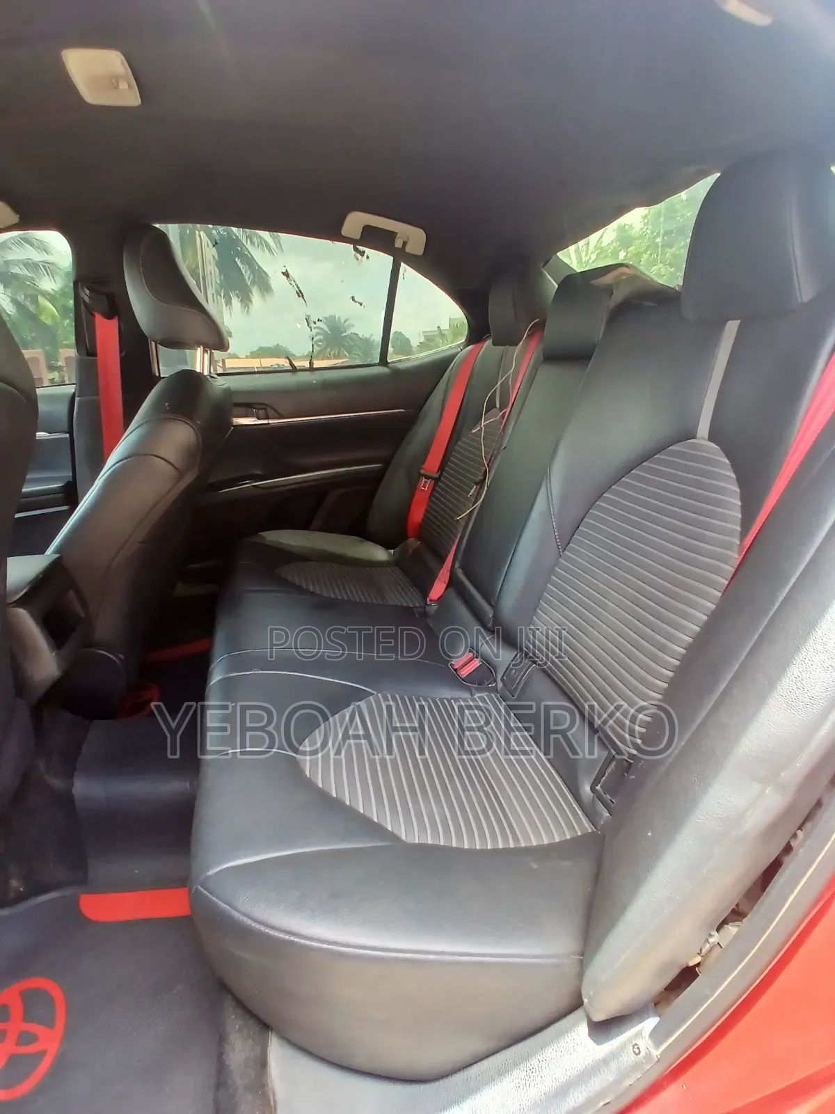 Toyota Camry 2018 Red
