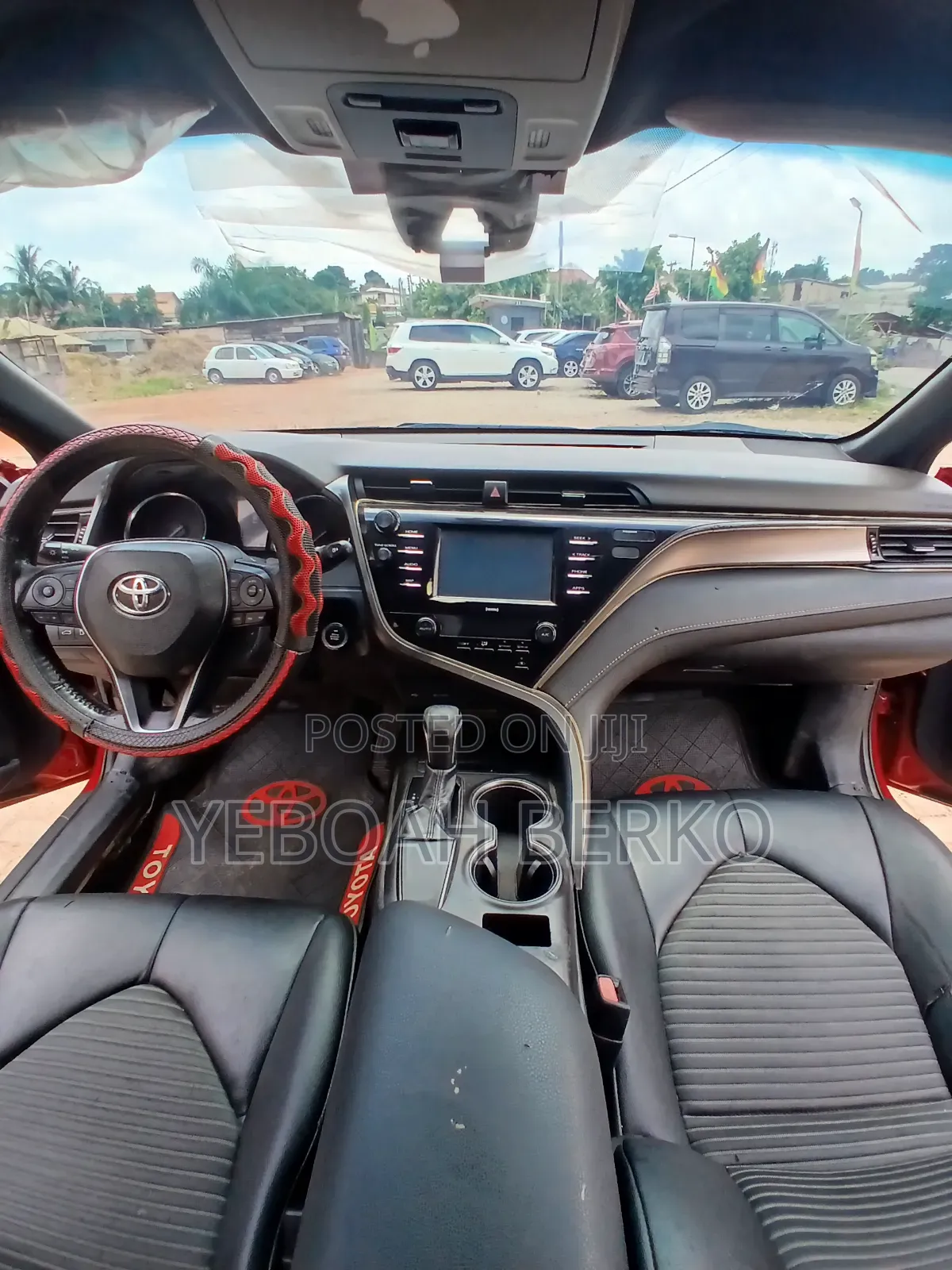Toyota Camry 2018 Red