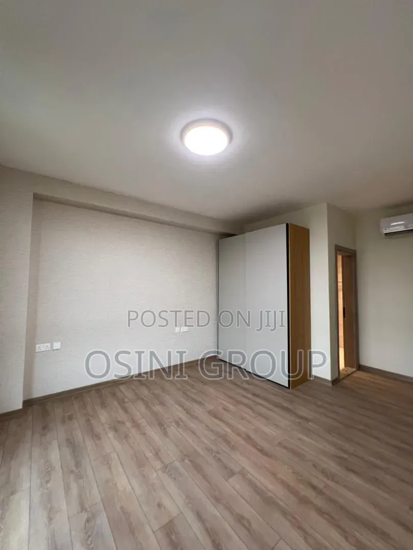 3bdrm Apartment in Nyaho Medical Centre for rent