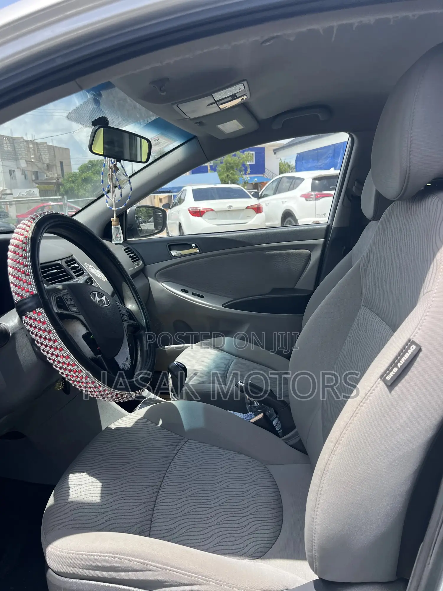 Hyundai Accent 2013 Silver