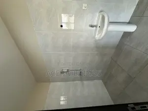 3bdrm House in Lakeside for sale