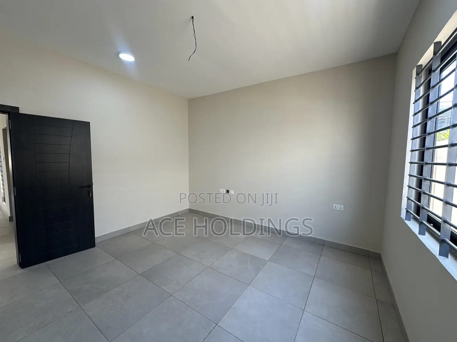 3bdrm House in Lakeside for sale