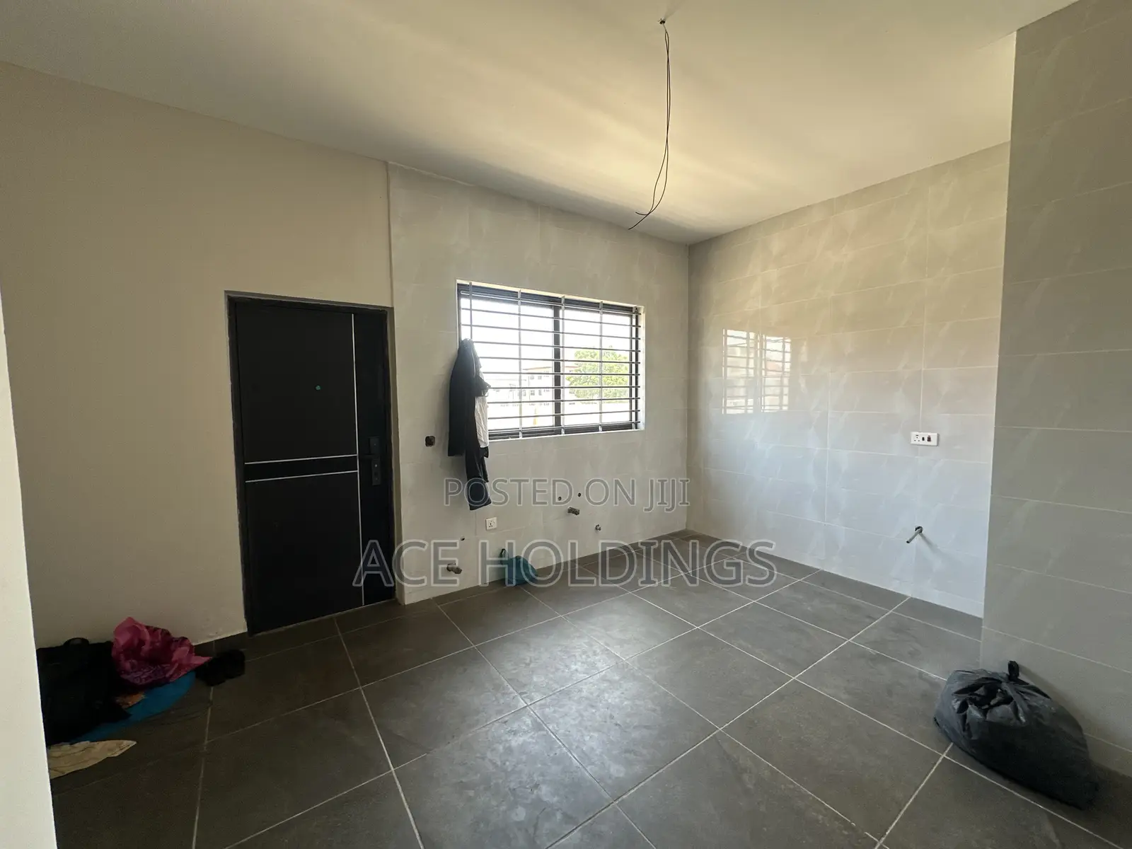 3bdrm House in Lakeside for sale