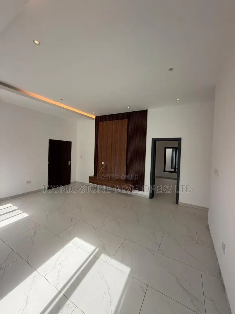 4bdrm House in Adjiringanor, East Legon for sale