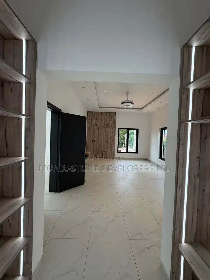 4bdrm House in Adjiringanor, East Legon for sale