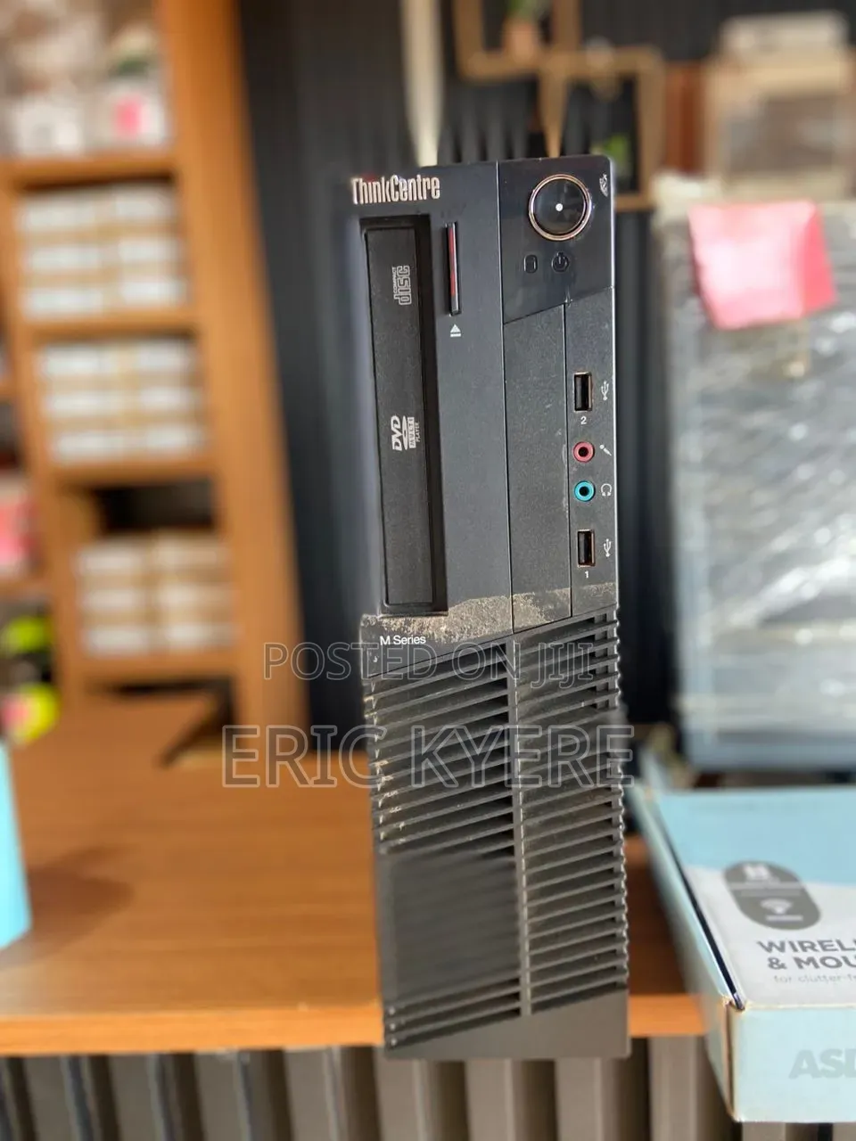 Desktop Computer Lenovo ThinkCentre M910 8GB Intel HDD+SSD 256GB