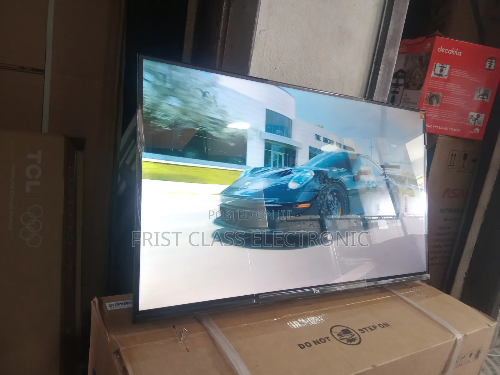 TCL Smart Tv Luxury That Fills Your Room Beautifully