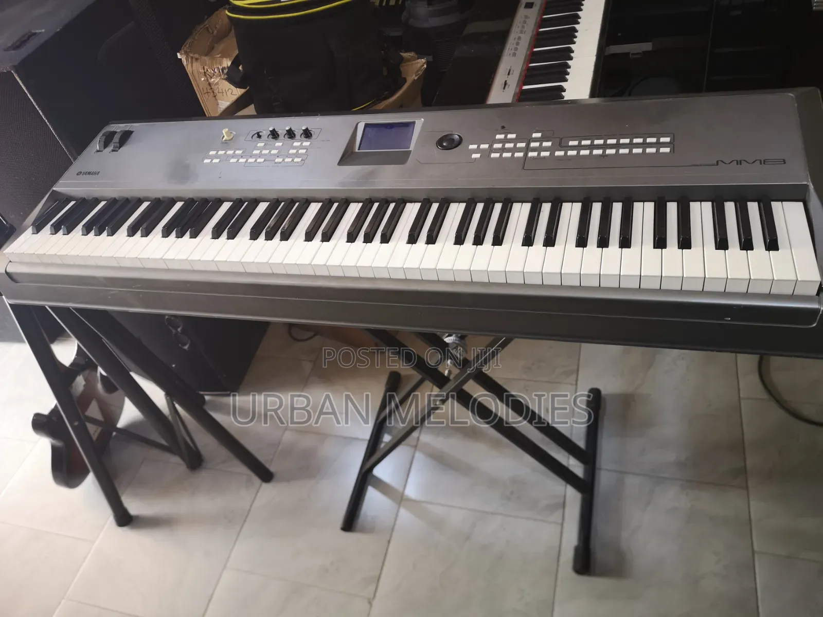 Yamaha Mm8 Synth Keyboard