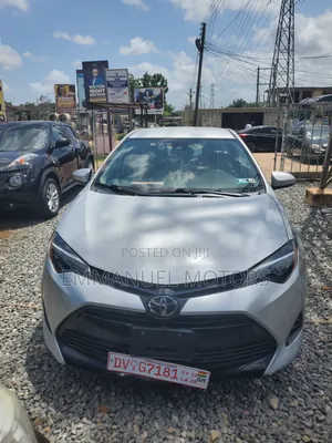 Toyota Corolla 2018 Silver
