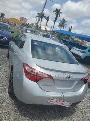 Toyota Corolla 2018 Silver