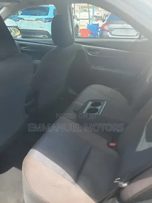 Toyota Corolla 2018 Silver