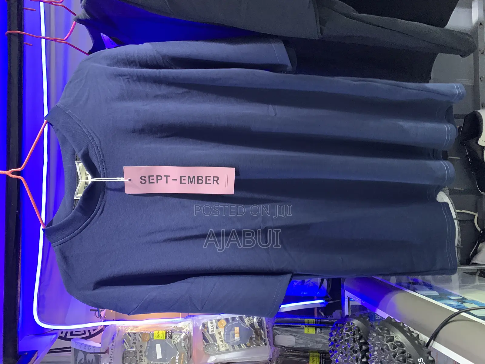 Unisex Shirt Round Neck