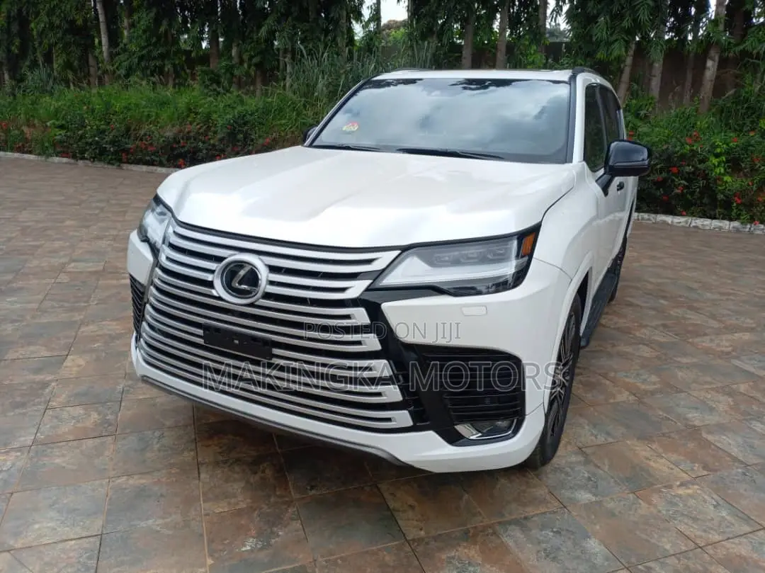 New Lexus LX 600 2024 White