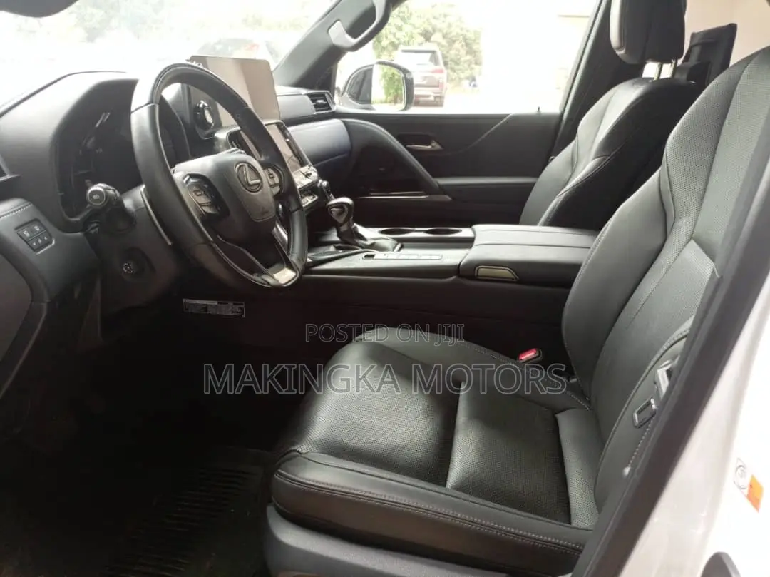New Lexus LX 600 2024 White