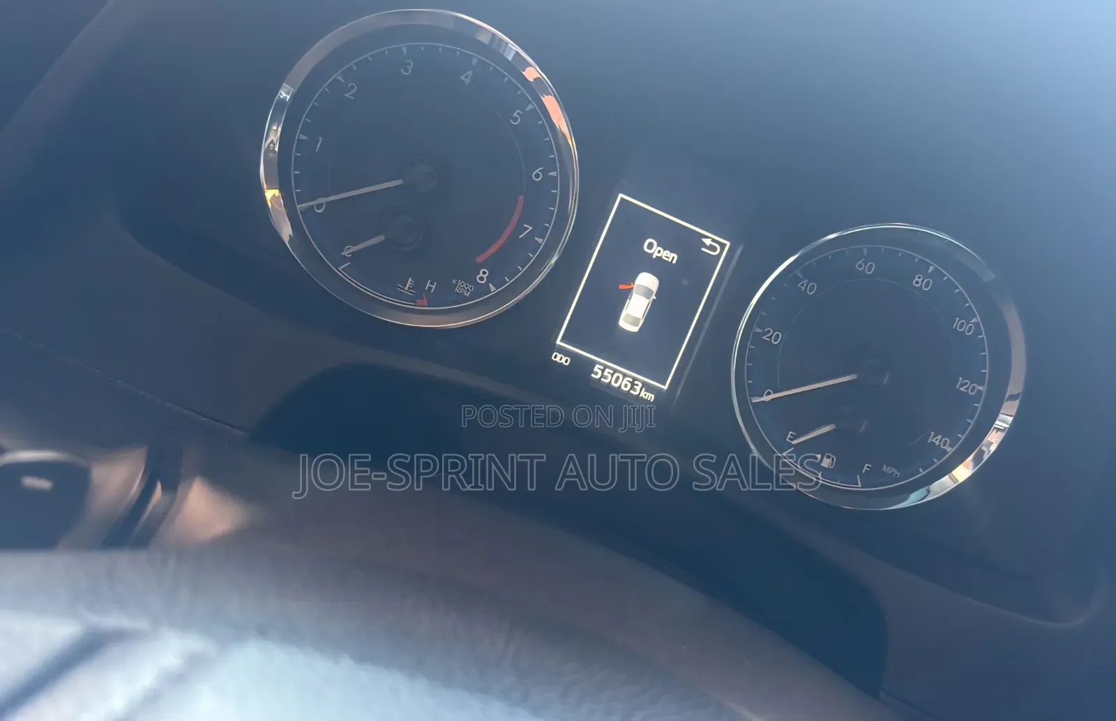 Toyota Corolla SE (1.8L 4cyl 2A) 2019 Blue