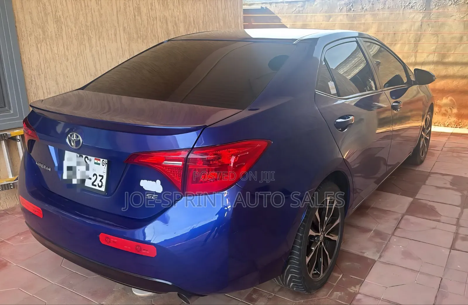 Toyota Corolla SE (1.8L 4cyl 2A) 2019 Blue