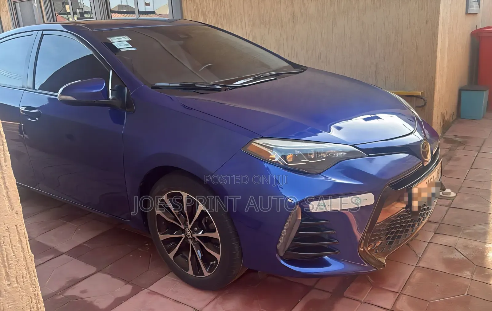 Toyota Corolla SE (1.8L 4cyl 2A) 2019 Blue